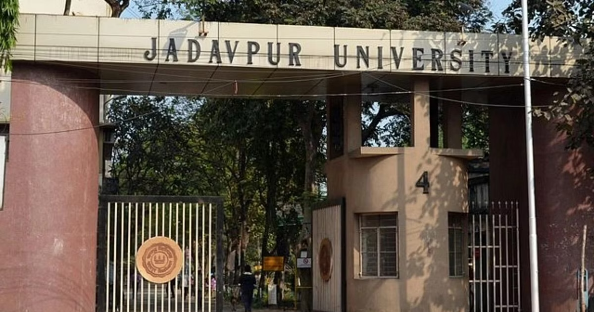 Jadavpur college student death: 6 more held; Guv calls for emergency meeting